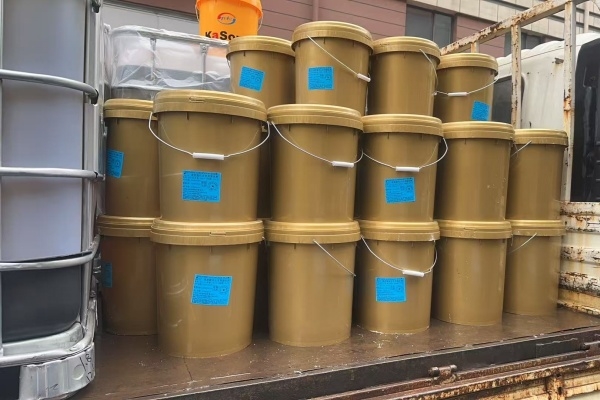 Ready-mixed flow solidified soil